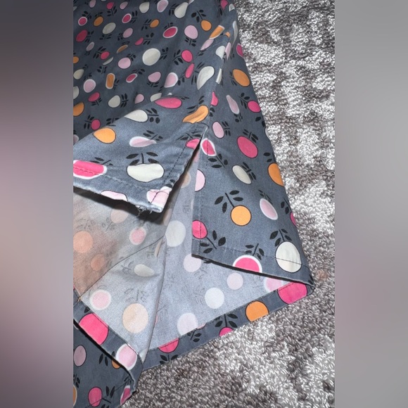 ⭐️H.Q.Scrub short sleeve top, guessing size Small⭐️Used Condition ⭐️ - Picture 8 of 9